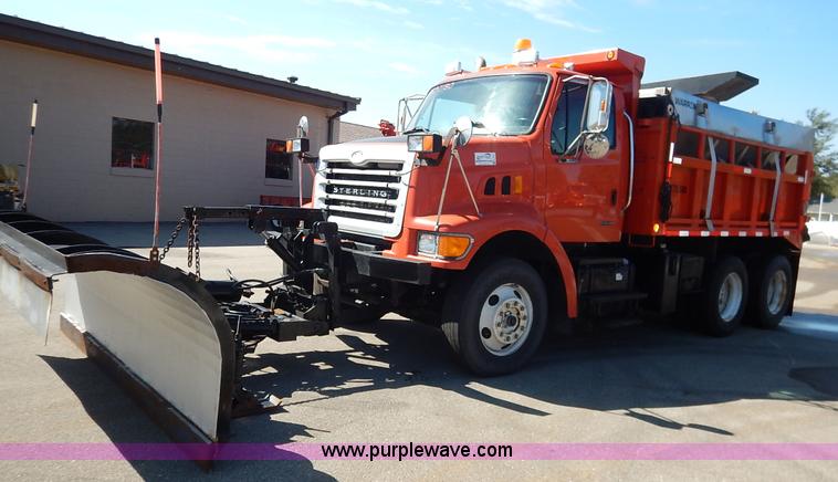 image for item K1717 2002 Sterling LT7501 dump truck