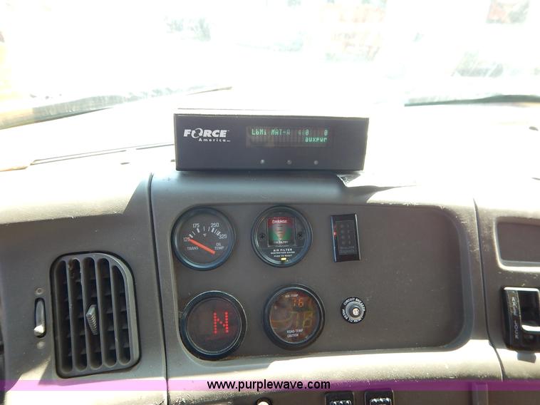 image for item K1717 2002 Sterling LT7501 dump truck