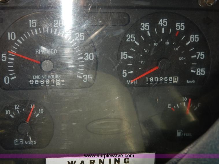 image for item K1717 2002 Sterling LT7501 dump truck