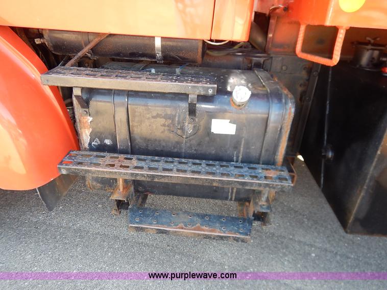 image for item K1717 2002 Sterling LT7501 dump truck