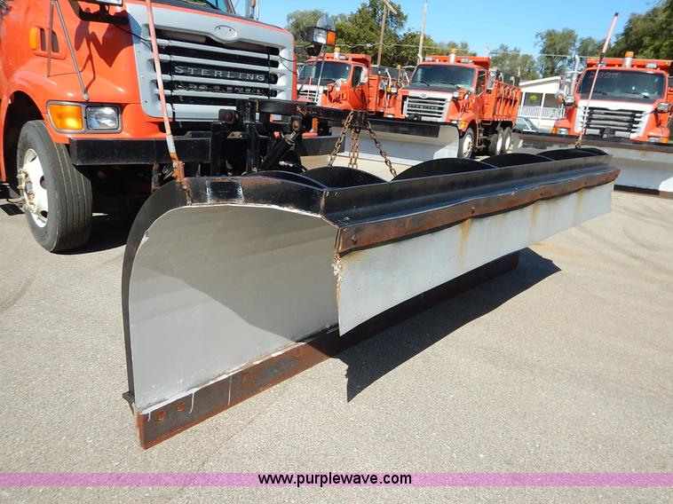 image for item K1717 2002 Sterling LT7501 dump truck