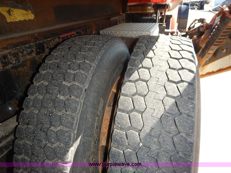 image for item K1717 2002 Sterling LT7501 dump truck