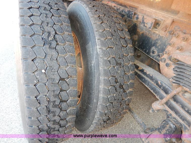 image for item K1717 2002 Sterling LT7501 dump truck