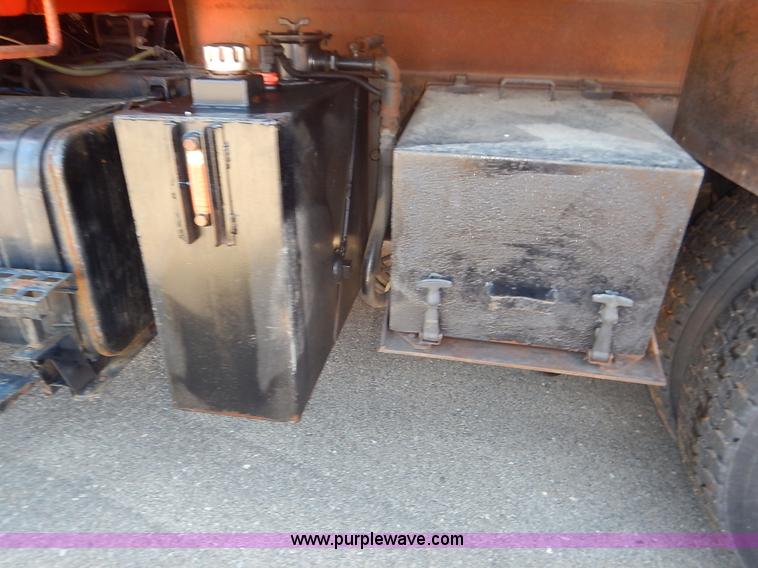 image for item K1717 2002 Sterling LT7501 dump truck