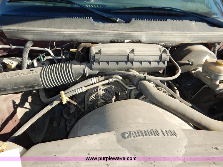 image for item K1721 2001 Dodge Ram 1500 pickup truck