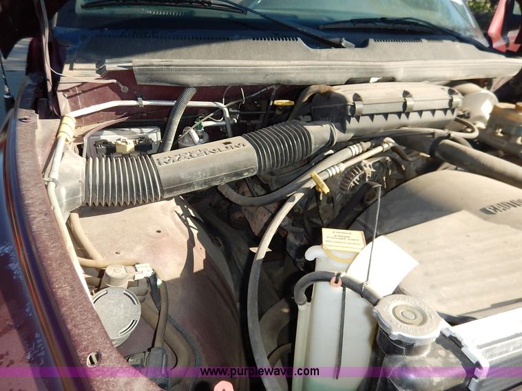 image for item K1721 2001 Dodge Ram 1500 pickup truck