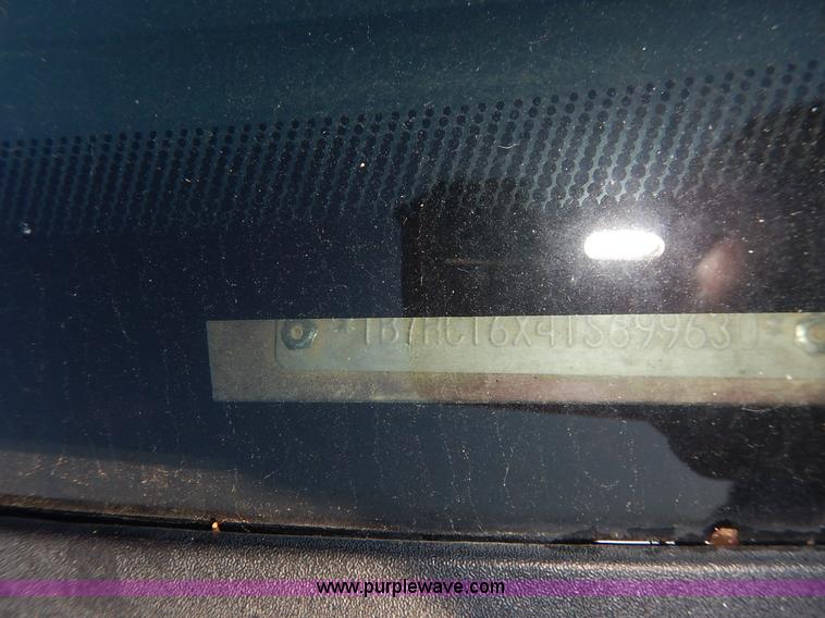 image for item K1721 2001 Dodge Ram 1500 pickup truck