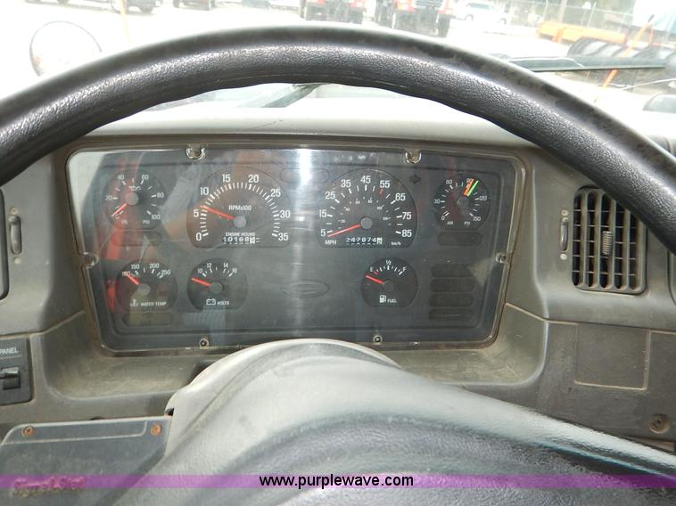 image for item K1726 2001 Sterling LT7501 dump truck