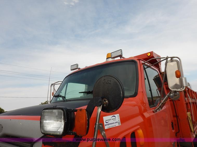 image for item K1726 2001 Sterling LT7501 dump truck