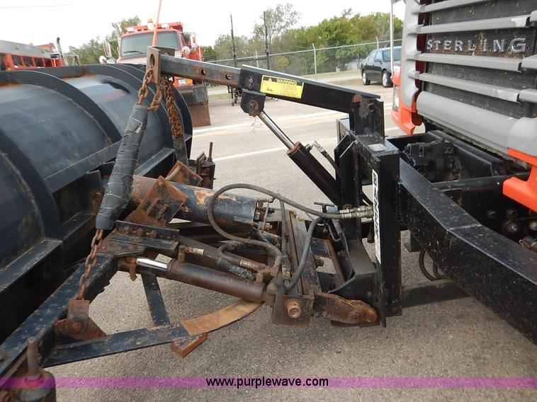 image for item K1726 2001 Sterling LT7501 dump truck