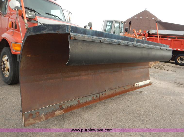 image for item K1726 2001 Sterling LT7501 dump truck