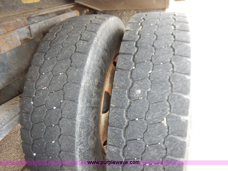 image for item K1726 2001 Sterling LT7501 dump truck