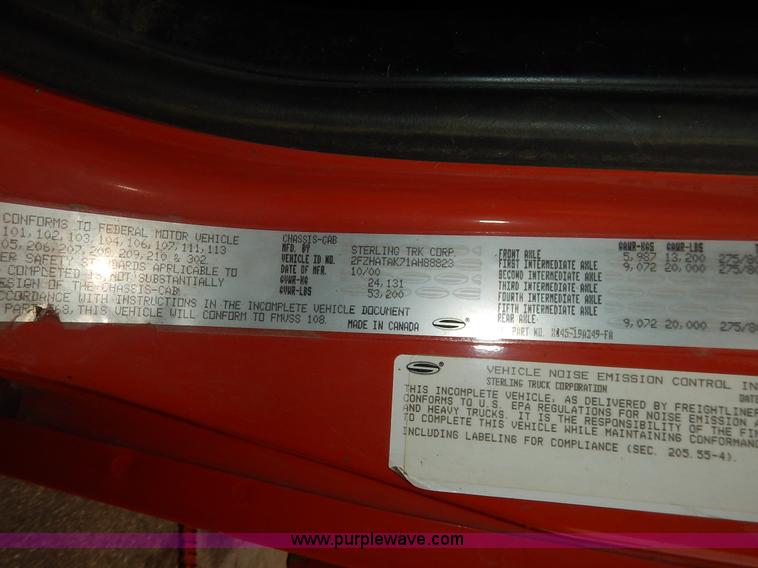 image for item K1726 2001 Sterling LT7501 dump truck