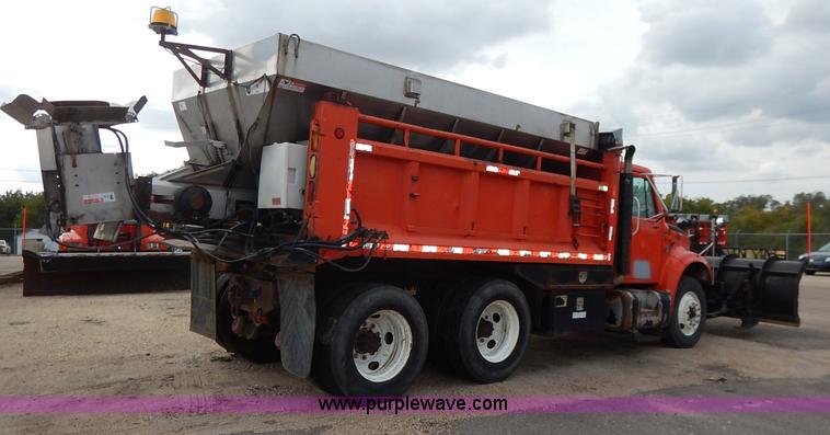 image for item K1727 1999 International 4900 dump truck