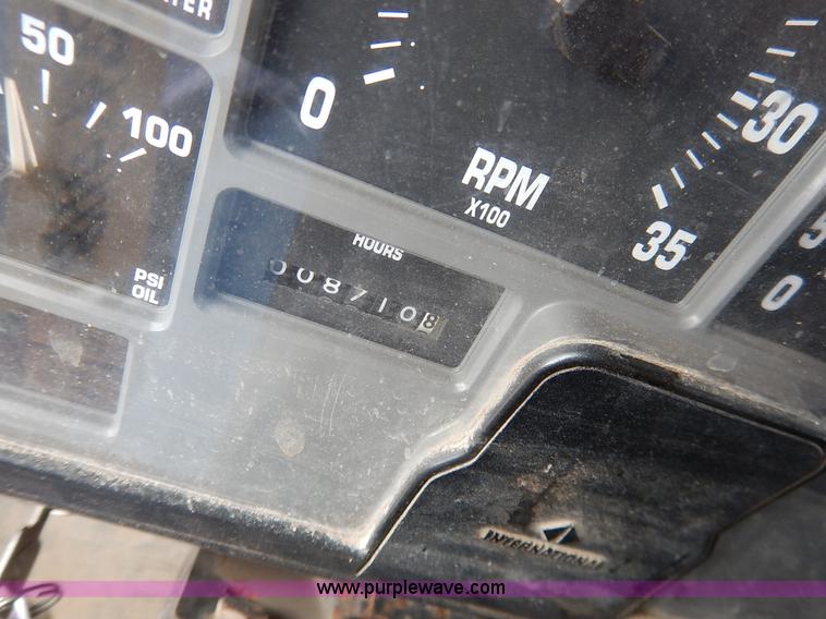 image for item K1727 1999 International 4900 dump truck