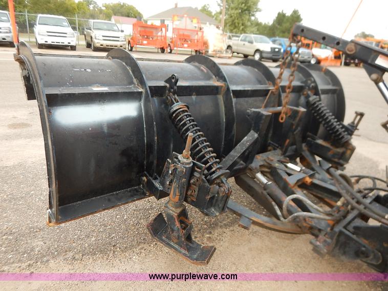 image for item K1727 1999 International 4900 dump truck