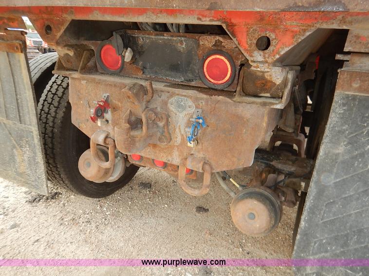 image for item K1727 1999 International 4900 dump truck