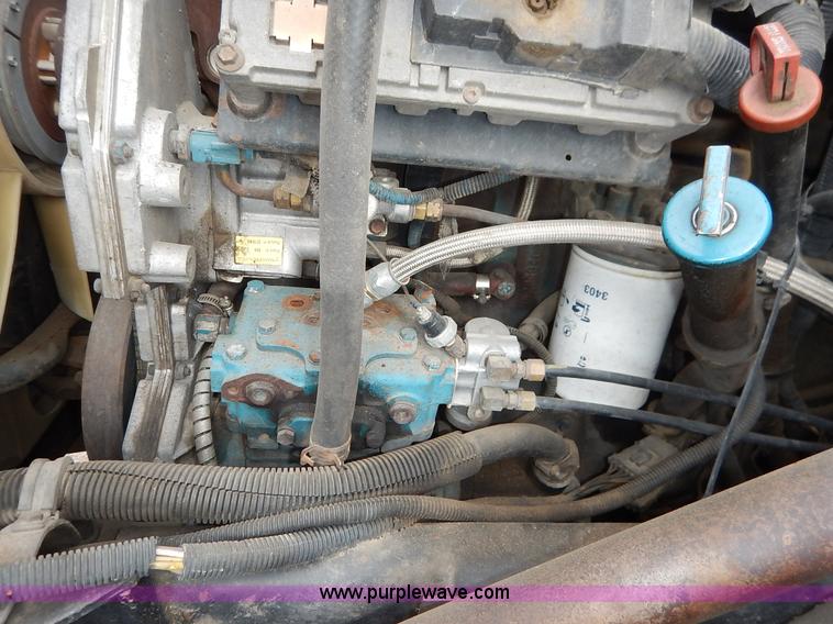 image for item K1727 1999 International 4900 dump truck