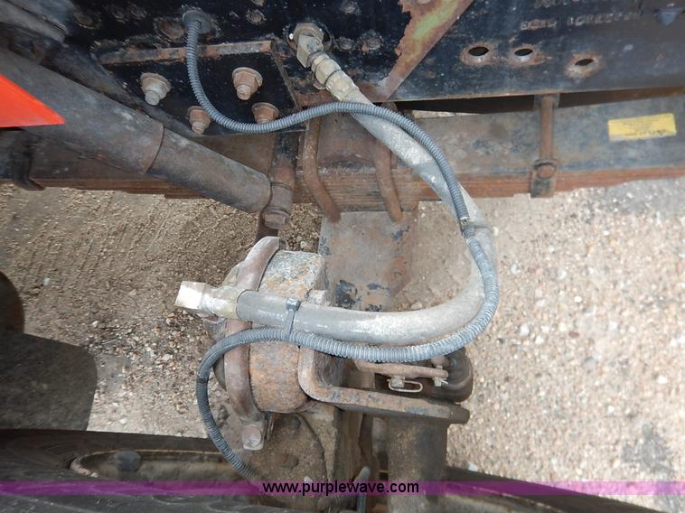 image for item K1727 1999 International 4900 dump truck