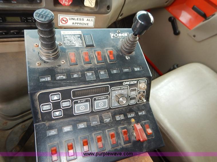 image for item K1728 2001 Sterling LT7501 dump truck