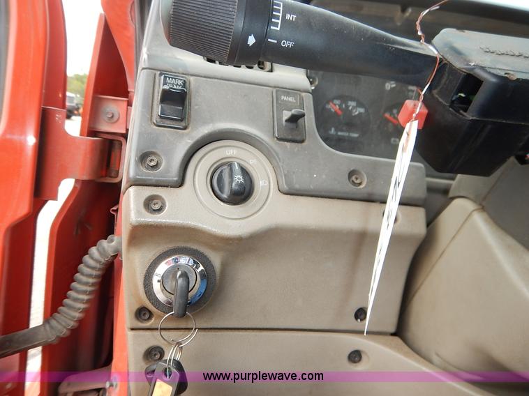 image for item K1728 2001 Sterling LT7501 dump truck