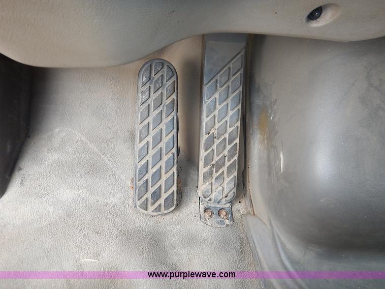 image for item K1728 2001 Sterling LT7501 dump truck