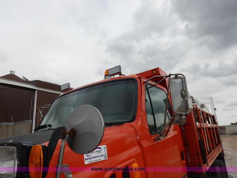 image for item K1728 2001 Sterling LT7501 dump truck