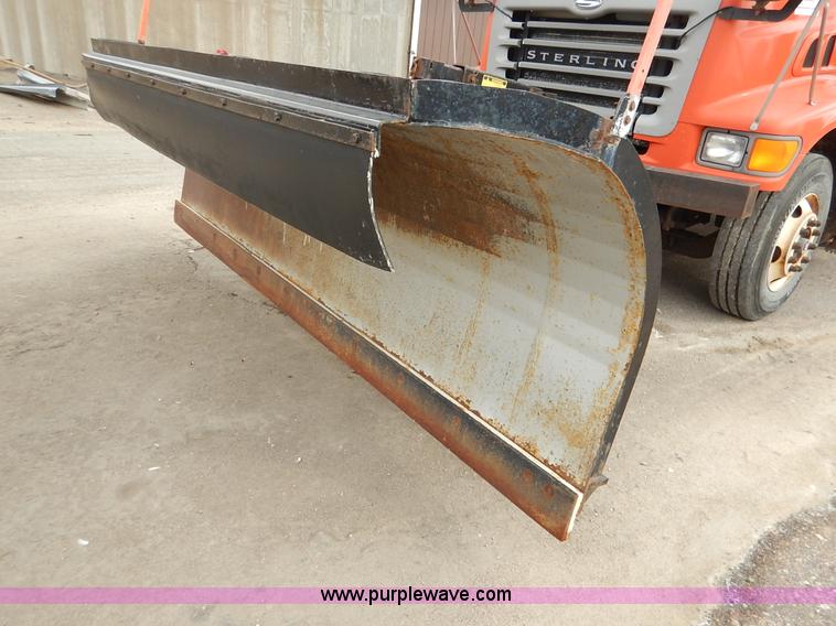 image for item K1728 2001 Sterling LT7501 dump truck