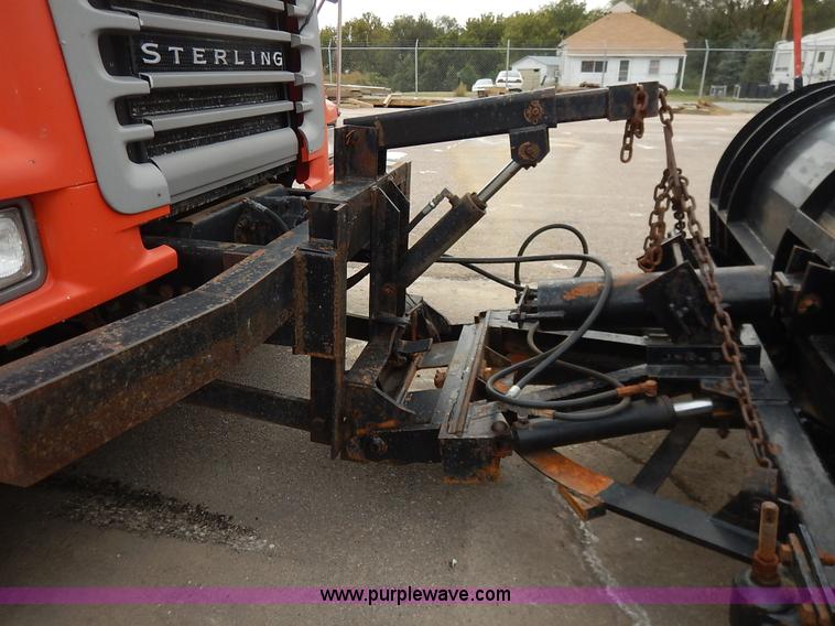 image for item K1728 2001 Sterling LT7501 dump truck