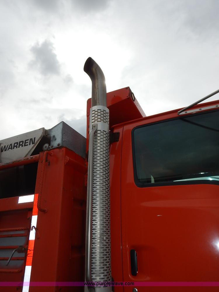 image for item K1728 2001 Sterling LT7501 dump truck