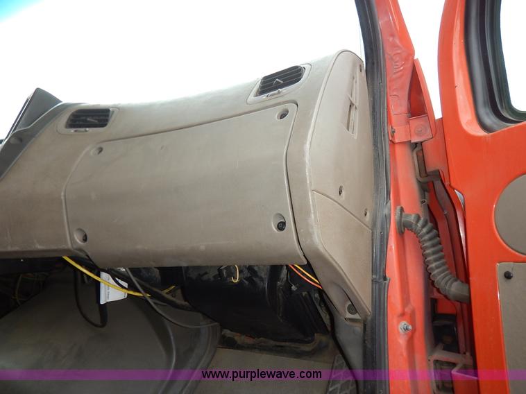 image for item K1728 2001 Sterling LT7501 dump truck