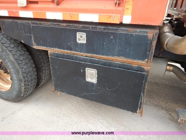 image for item K1728 2001 Sterling LT7501 dump truck