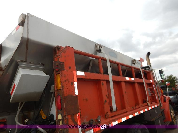 image for item K1728 2001 Sterling LT7501 dump truck