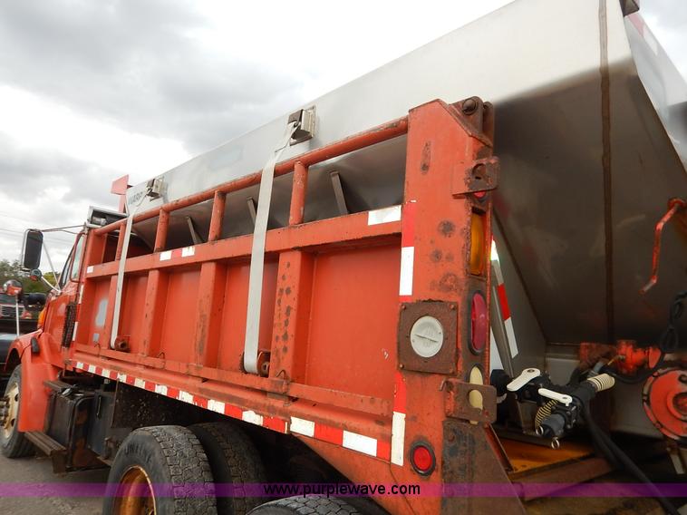 image for item K1728 2001 Sterling LT7501 dump truck