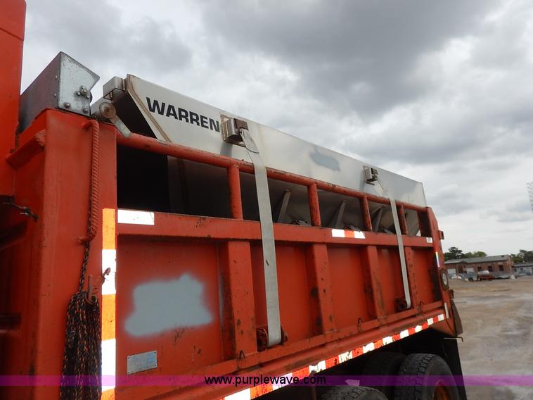 image for item K1728 2001 Sterling LT7501 dump truck