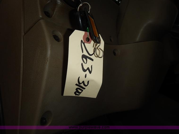 image for item K1728 2001 Sterling LT7501 dump truck