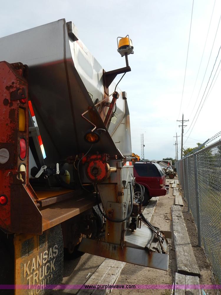 image for item K1734 2001 Sterling LT7500 dump truck