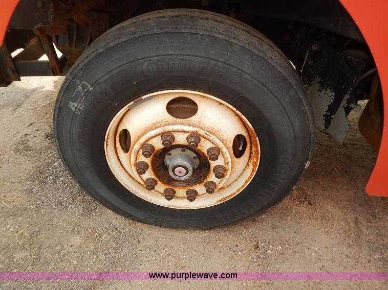 image for item K1734 2001 Sterling LT7500 dump truck