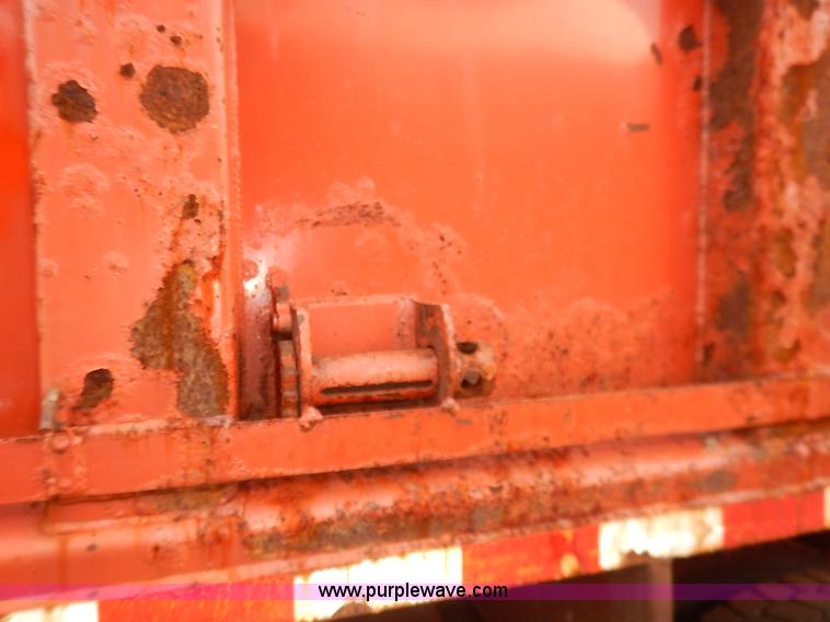 image for item K1734 2001 Sterling LT7500 dump truck