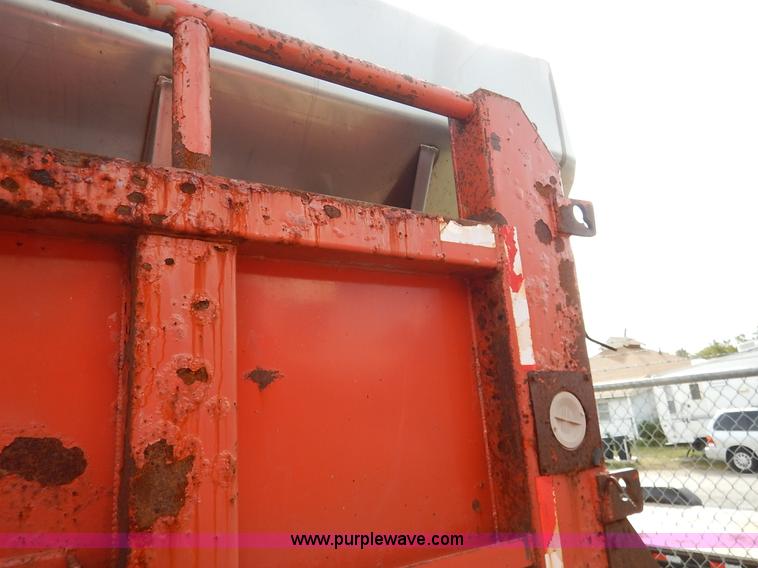 image for item K1734 2001 Sterling LT7500 dump truck