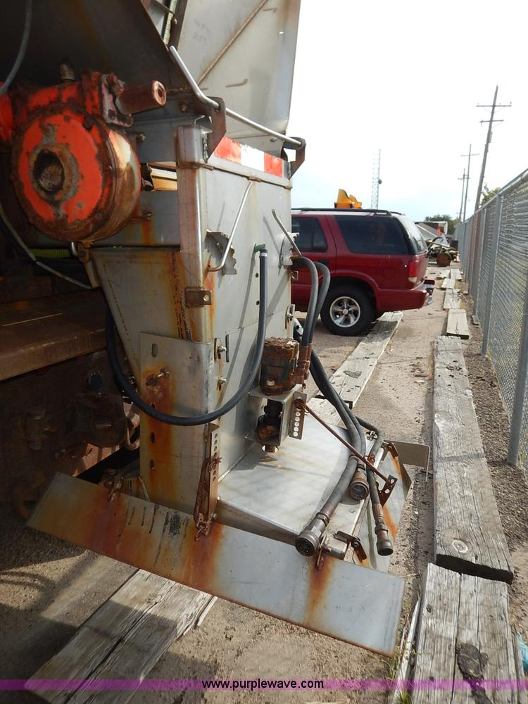 image for item K1734 2001 Sterling LT7500 dump truck