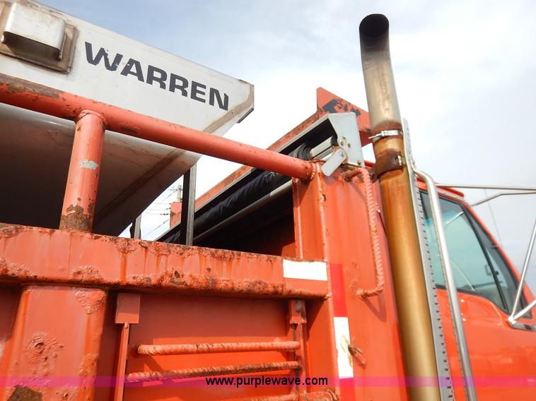 image for item K1734 2001 Sterling LT7500 dump truck