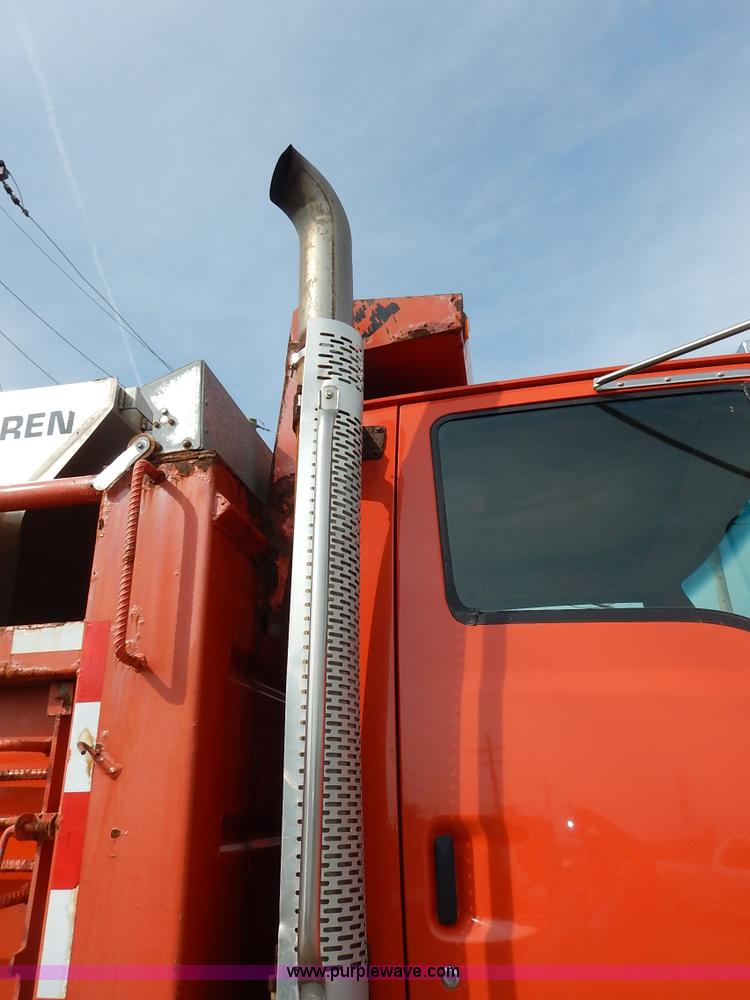 image for item K1734 2001 Sterling LT7500 dump truck