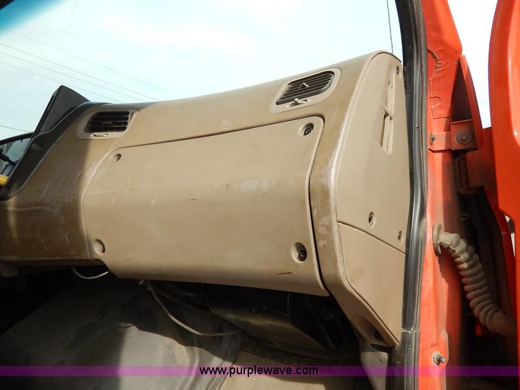 image for item K1734 2001 Sterling LT7500 dump truck