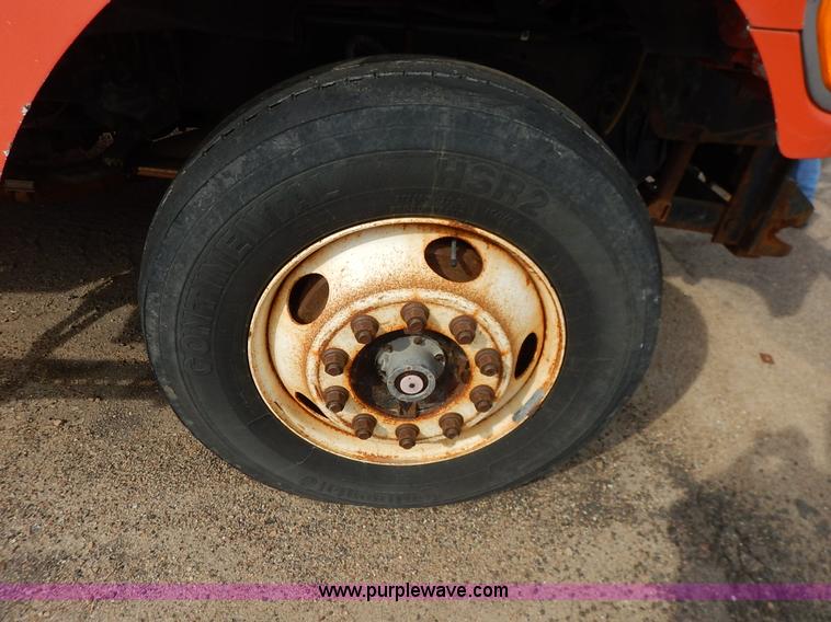 image for item K1734 2001 Sterling LT7500 dump truck