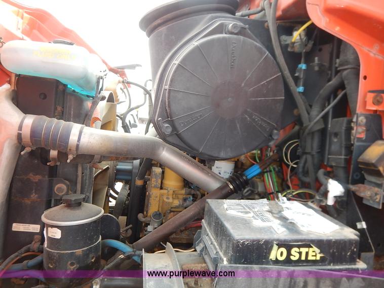 image for item K1734 2001 Sterling LT7500 dump truck