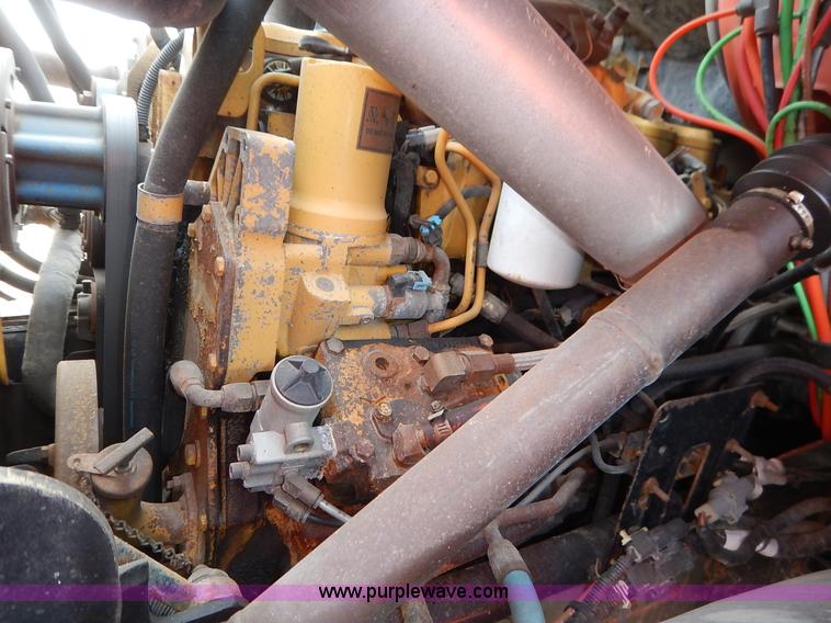 image for item K1734 2001 Sterling LT7500 dump truck