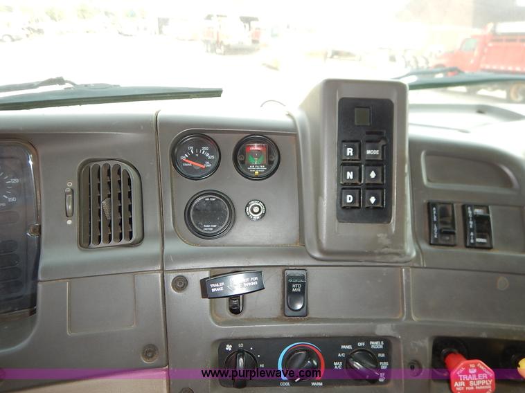 image for item K1734 2001 Sterling LT7500 dump truck