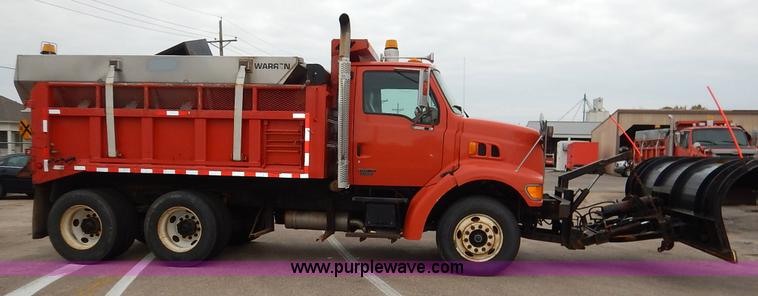 image for item K1736 2001 Sterling LT7500 dump truck