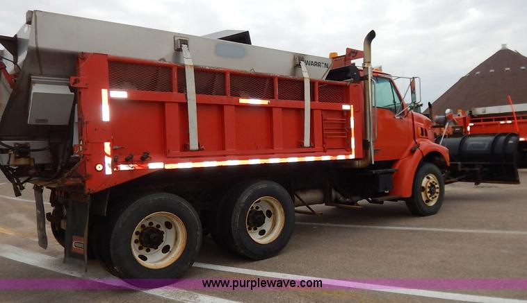 image for item K1736 2001 Sterling LT7500 dump truck